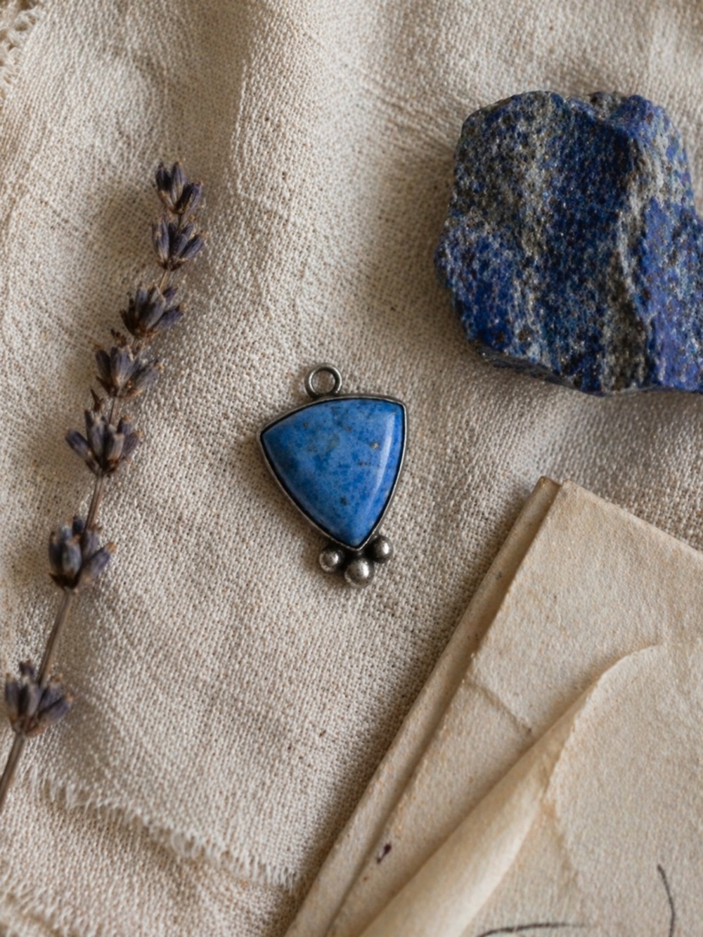Vtg 925 Sterling Denim Lapis Triangle Pendant Artisan Boho Gemstone 80s